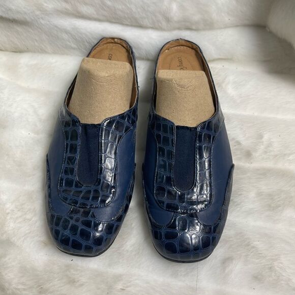 Comfort view Navy blue faux leather and patent crocs print slides sandals SZ8.5M - Picture 1 of 10